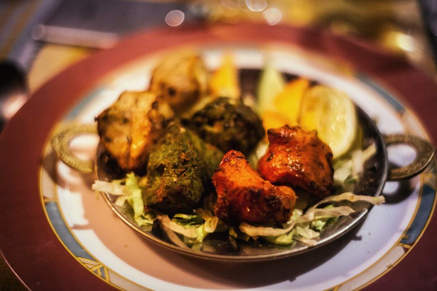 Mixed tandoori grill in a karahi